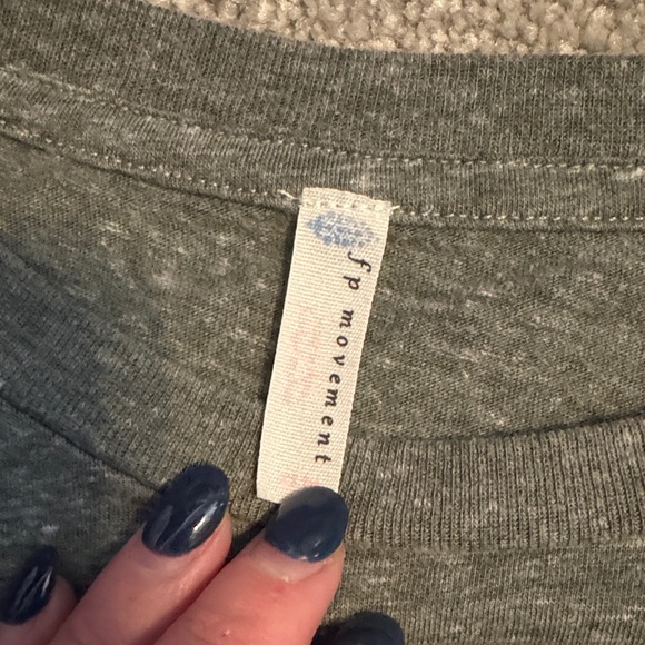 Women's Heathered Green Sleeveless Top - Picture 2 of 3